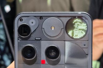Prise en main du Nothing Phone (3) : design radical, dos interactif... il va matrixer la concurrence