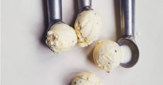 Revisitez la recette de la glace vanille en ajoutant un ingrédient surprenant !