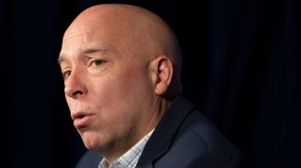 De nouvelles munitions, et un trou à boucher pour Kent Hughes