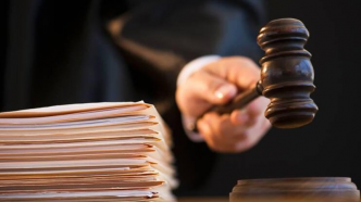 Complot contre la sûreté de l'Etat 2 :  Report du procès
