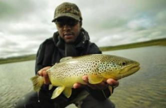 Rando-pêche en Islande : Lacs en ébullition