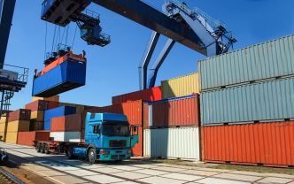 Commerce extérieur : léger recul des exportations en avril