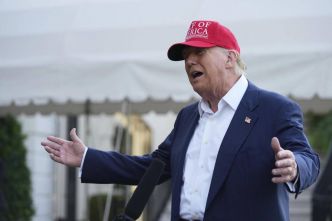 Deux accords en 90 jours, le maigre bilan de Donald Trump