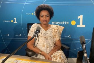 "La parole de Mayotte a aussi été portée par La France Insoumise", affirme l'écrivaine Yasmina Aouny