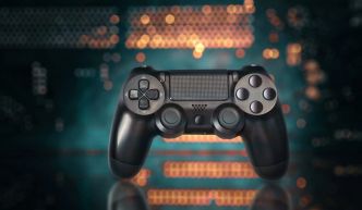 Faux comptes à rebours, abonnements piégés : une enquête dévoile l’ampleur des manipulations dans les jeux vidéo