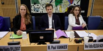 Après la publication du rapport parlementaire sur les violences scolaires, posez vos questions à nos journalistes
