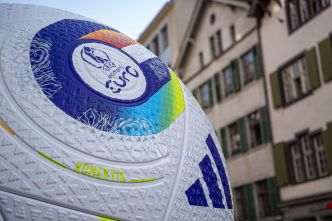 L'Euro féminin 2025 débute, l'UEFA lance deux énormes révolutions technologiques