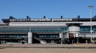 Grève des contrôleurs aériens : des revendications "inacceptables" dénonce le ministre des Transports