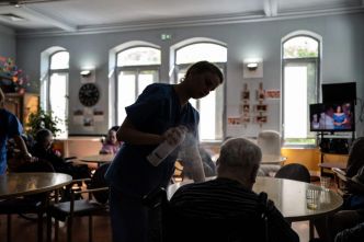 Face à la canicule, des familles inquiètes pour leurs proches dans les Ehpad publics