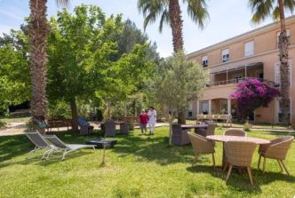 "Où est l'intérêt pour nos aînés?": les riverains lancent une pétition contre l'organisation de fêtes privées dans cette maison de retraite du Var