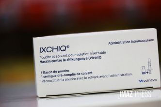 Le vaccin contre le chikungunya a bien développé "des effets indésirables graves pour neuf patients"