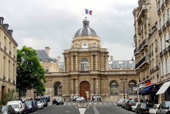 Le soutien de l'État au livre, entre efficacité et austérité