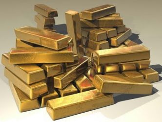 En 2025, l'or poursuit sa montée inexorable. La demande des banques centrales explose, la rareté s'accentue.