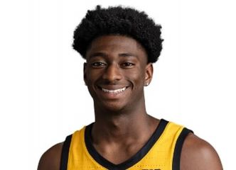 Basket - Pro B : un jeune meneur formé en NCAA va découvrir l'Europe à l'Elan Béarnais