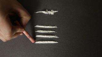 « Je gagnais 1 000 à 2 000 euros par mois » : à Paris, les petits profits d'une petite main du trafic de drogue