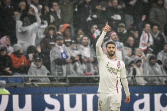 Mercato : l'OL officialise les départs de Lepenant et Benrahma