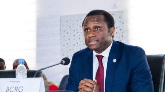 Guinée : le patron de la BCRG réfute toute crise de liquidité et annonce l’arrivée de nouveaux billets
