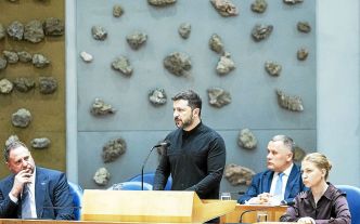 Arrêt de la livraison de certaines armes américaines : Kiev se dit prêt à « acheter ou louer » des défenses antiaériennes