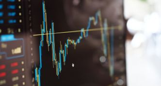 Le marché boursier termine la séance en légère baisse (-0,1%)