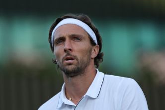 Wimbledon : Rinderknech interrompu à un set de la qualification au troisième tour