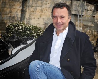 "Intervilles" sur France 2 : que devient Olivier Chiabodo, l'animateur soupçonné de tricherie ?