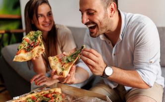 Cette habitude alimentaire serait le secret d’un couple heureux