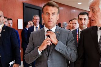 "Imperméable au charme” : la personnalité d'Emmanuel Macron donne du fil à retordre