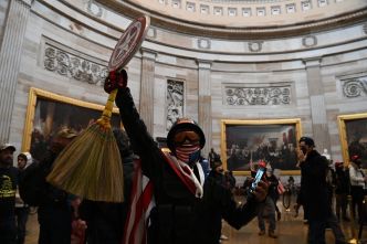 Un participant à l'assaut du Capitole qui avait voulu se venger des policiers condamné à perpétuité