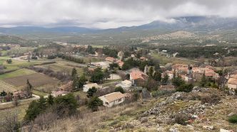 Sur les Routes du Var: au pied du Mont Lachens, La Roque-Esclapon, un village rural qui prend son envol