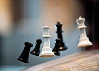 Le jeu d'échecs banni en Afghanistan : les Talibans bien décidés à ne rien lâcher à leur population
