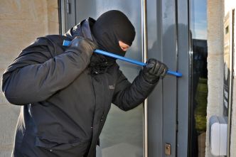 Explosion des cambriolages : les Français s'équipent face à l'insécurité