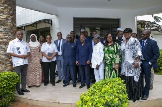 La mission de la CEDEAO reçue par des représentants du président Laurent Gbagbo