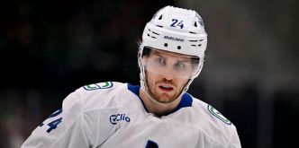 Agent libre en NHL: Pius Suter touche le pactole à St. Louis