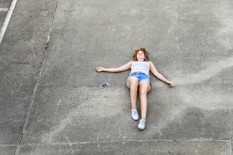 «Eteindre son téléphone et allumer son esprit»: et si vous faisiez une diète digitale cet été?