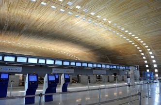 Grève des contrôleurs aériens : 40 % des vols annulés à Paris le 4 juillet