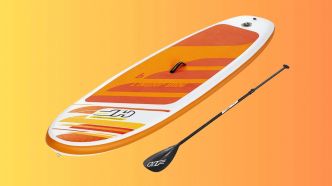 Amazon : -16 % sur ce stand-up paddle gonflable parfait pour les vacances d'été