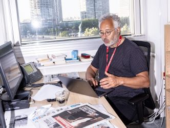 Claude Askolovitch : « J'ai débuté journaliste sportif, mais la vérité, c'est que je ne comprenais rien au jeu »