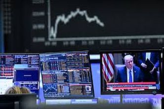 Actions asiatiques en baisse avant des tests clés aux États-Unis