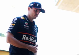 Verstappen reste silencieux quant à un transfert éventuel chez Mercedes F1