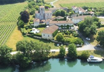 Relais de halage, fief d'un Mitterrand : cette longère chargée d'histoire est à vendre à Graves-Saint-Amant