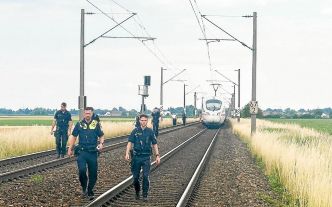 En Allemagne, un homme attaque et blesse quatre passagers d'un train
