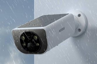 "Elle réagit très bien à la détection de mouvement de jour comme de nuit" : ces caméras de surveillance extérieures sans fil cartonnent sur Amazon