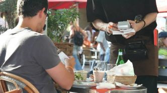 15 idées de jobs d'été en Algérie et conseils pour trouver un emploi saisonnier