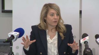 Mélanie Joly critique les tarifs douaniers sur l'acier et l'aluminium de Donald Trump