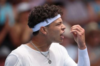 Shelton interrompu alors qu'il servait pour le gain de son deuxième tour à Wimbledon