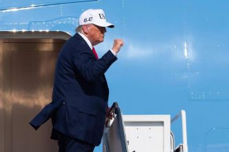 Droits de douane: Donald Trump pense informer ses partenaires par lettre dès vendredi