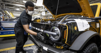 Ford impose le retour au bureau 4 jours par semaine : un virage controversé