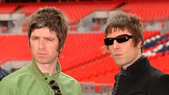 Liam et Noel Gallagher d'Oasis de retour : la saga des frères ennemis, géniaux arrogants