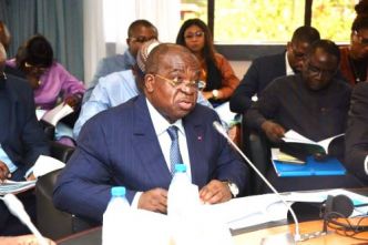 Budget 2025 : le gouvernement propose une augmentation de l'enveloppe initiale de 418,2 milliards de FCFA (+5,7%)