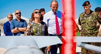 Défense : la ministre Backes visite «Novo Solo» et «Film City»